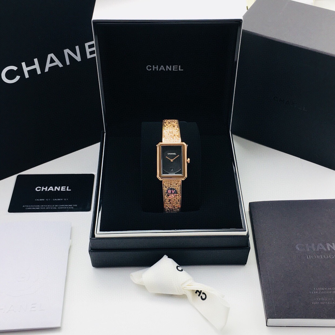 BV | 쿼츠 무브먼트 l26.7X34.6 mm l CHAN** BOY FRIEND H4884