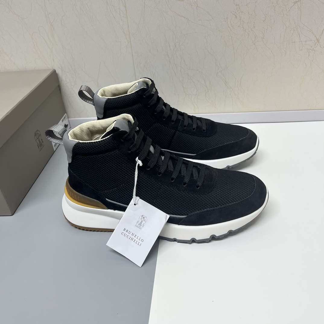 브루넬로쿠치넬리 스니커즈