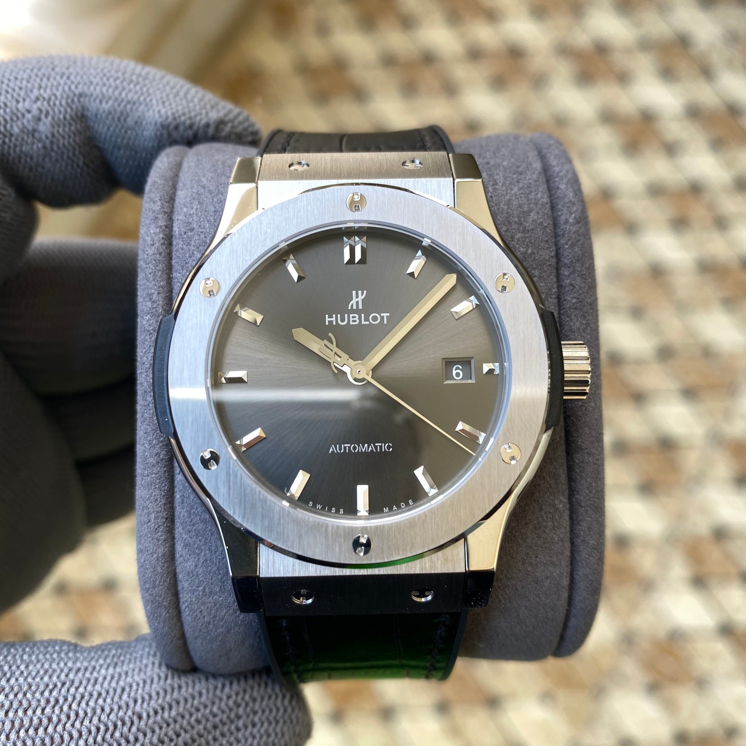 APS 공장｜Cal.HB1100 무브먼트｜42mm｜위블로 classic fusion