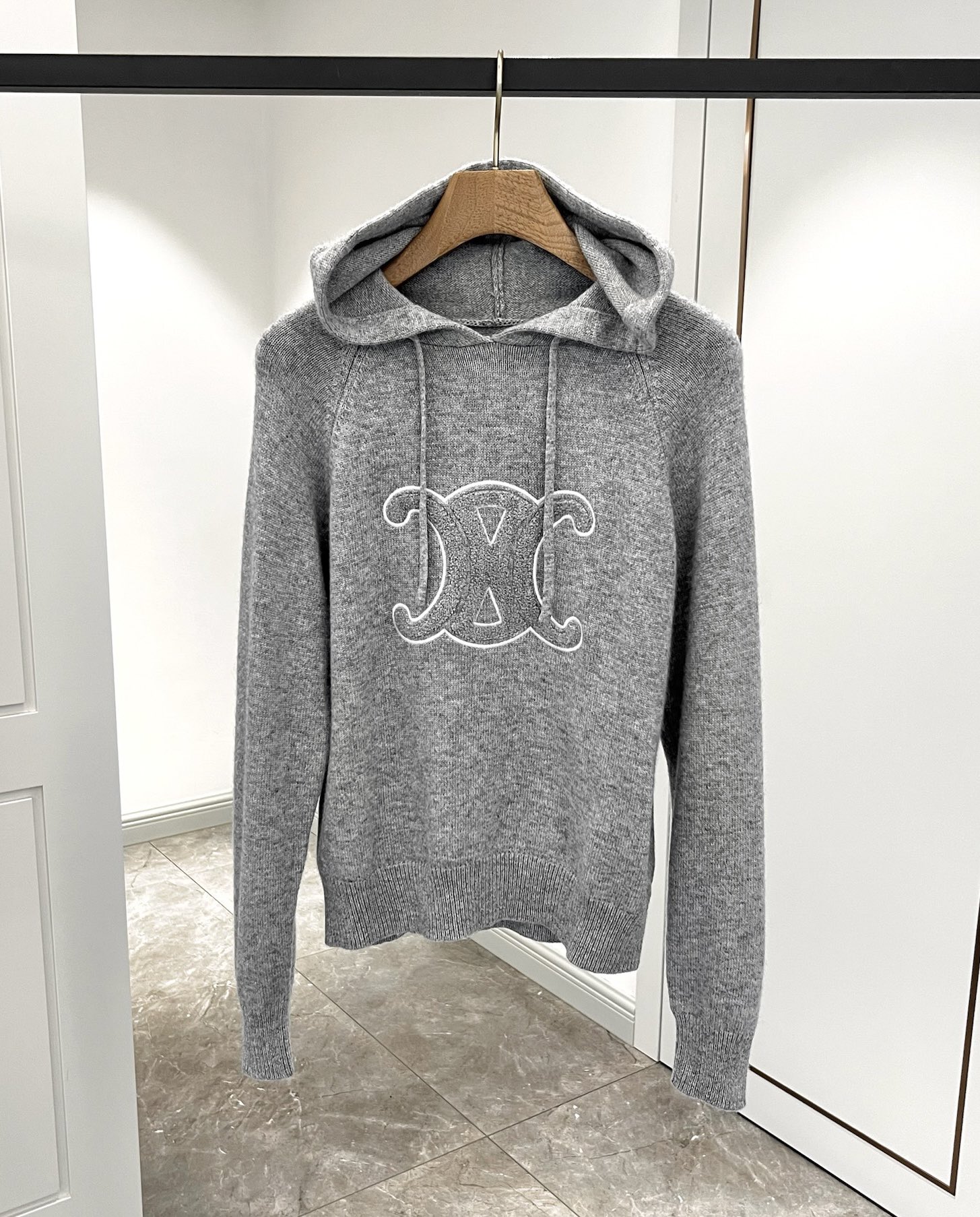 셀린느 트리오페 울 캐시미어 후드 니트 티셔츠