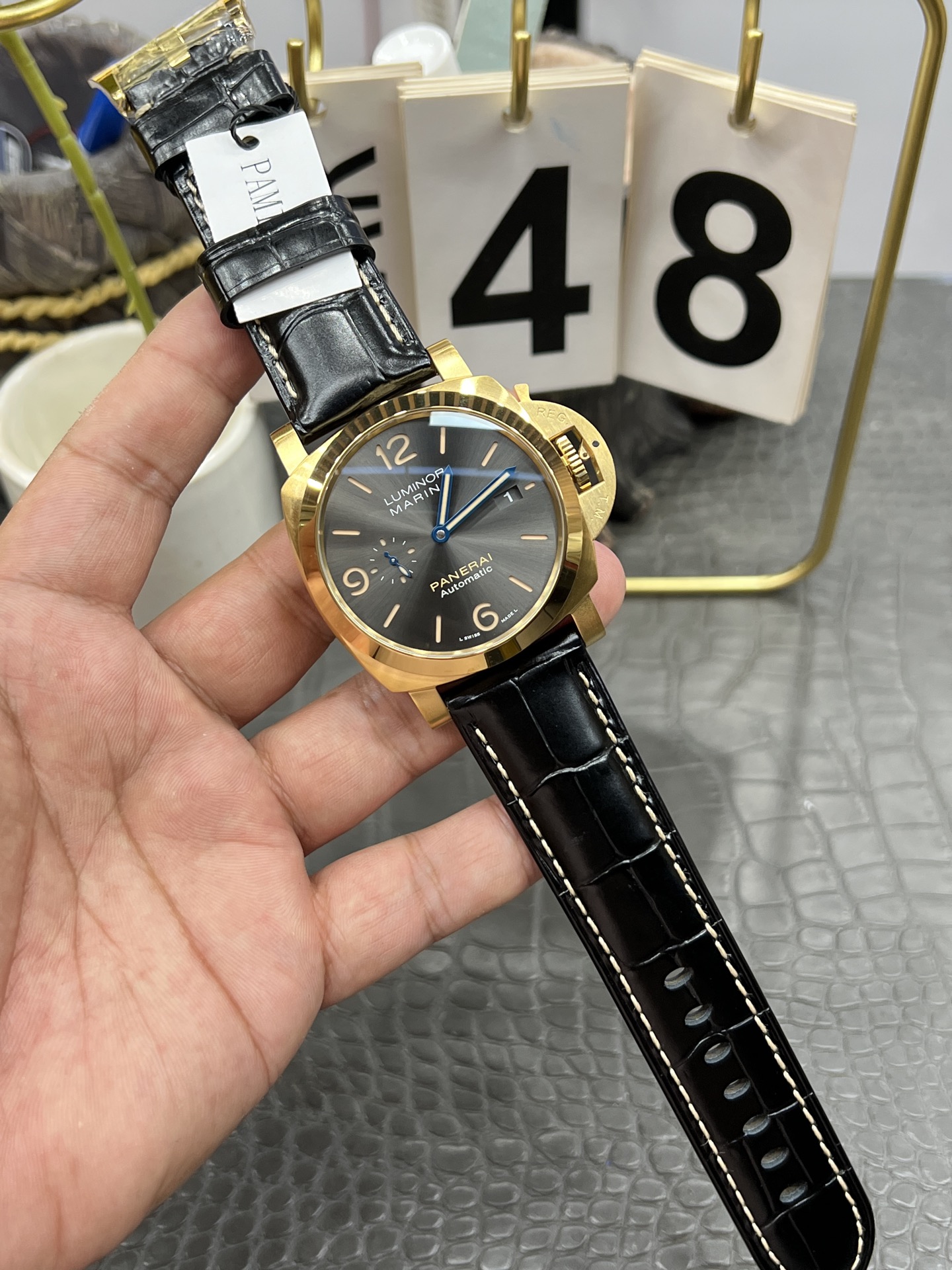 VS l P9010 l 44mm l 파네라이 Pam1115