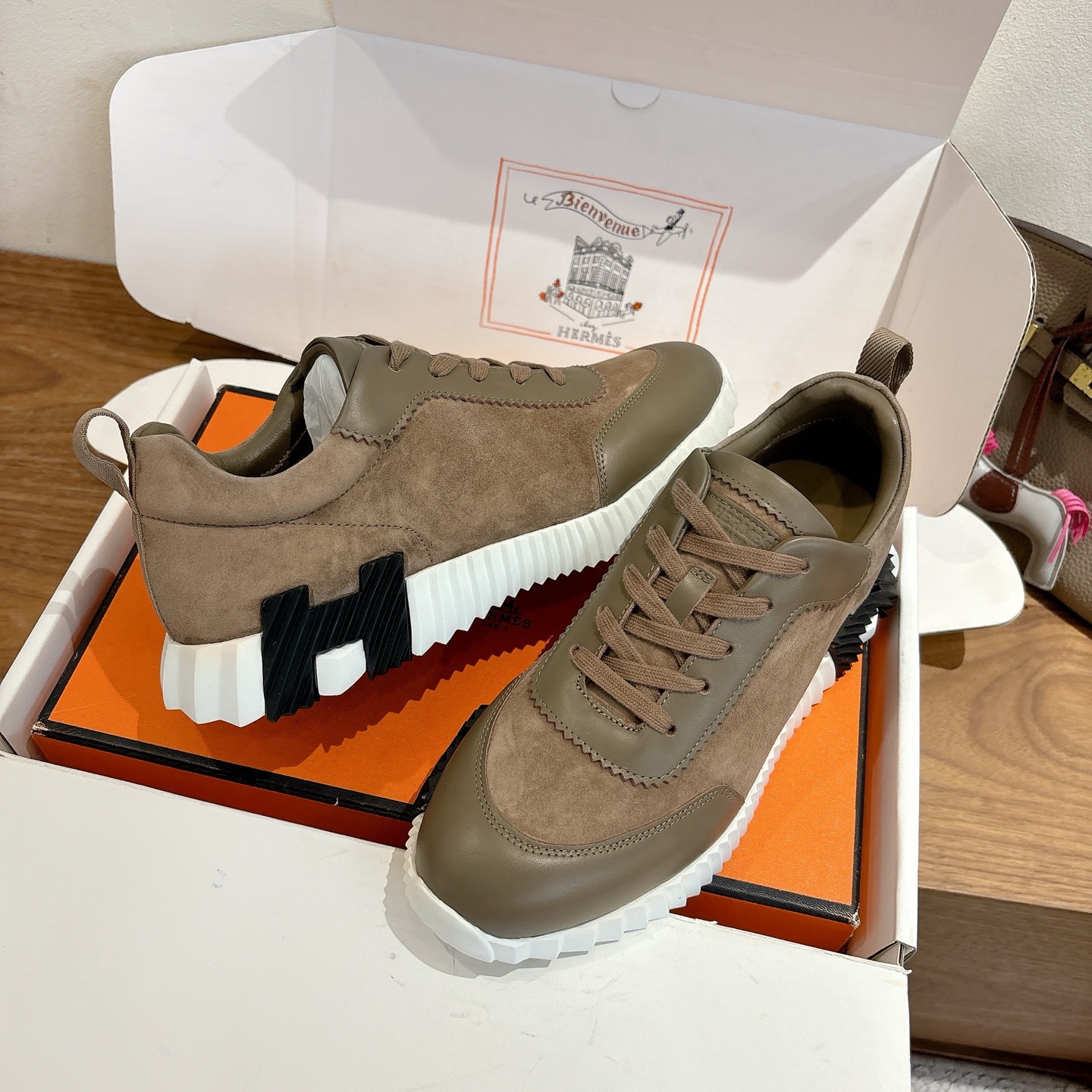 에르메스 Bouncing 남성 스니커즈