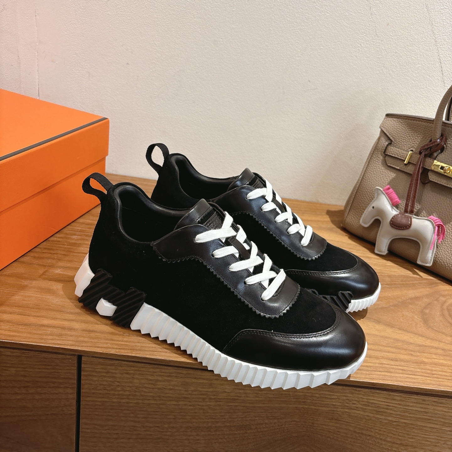 에르메스 Bouncing 남성 스니커즈