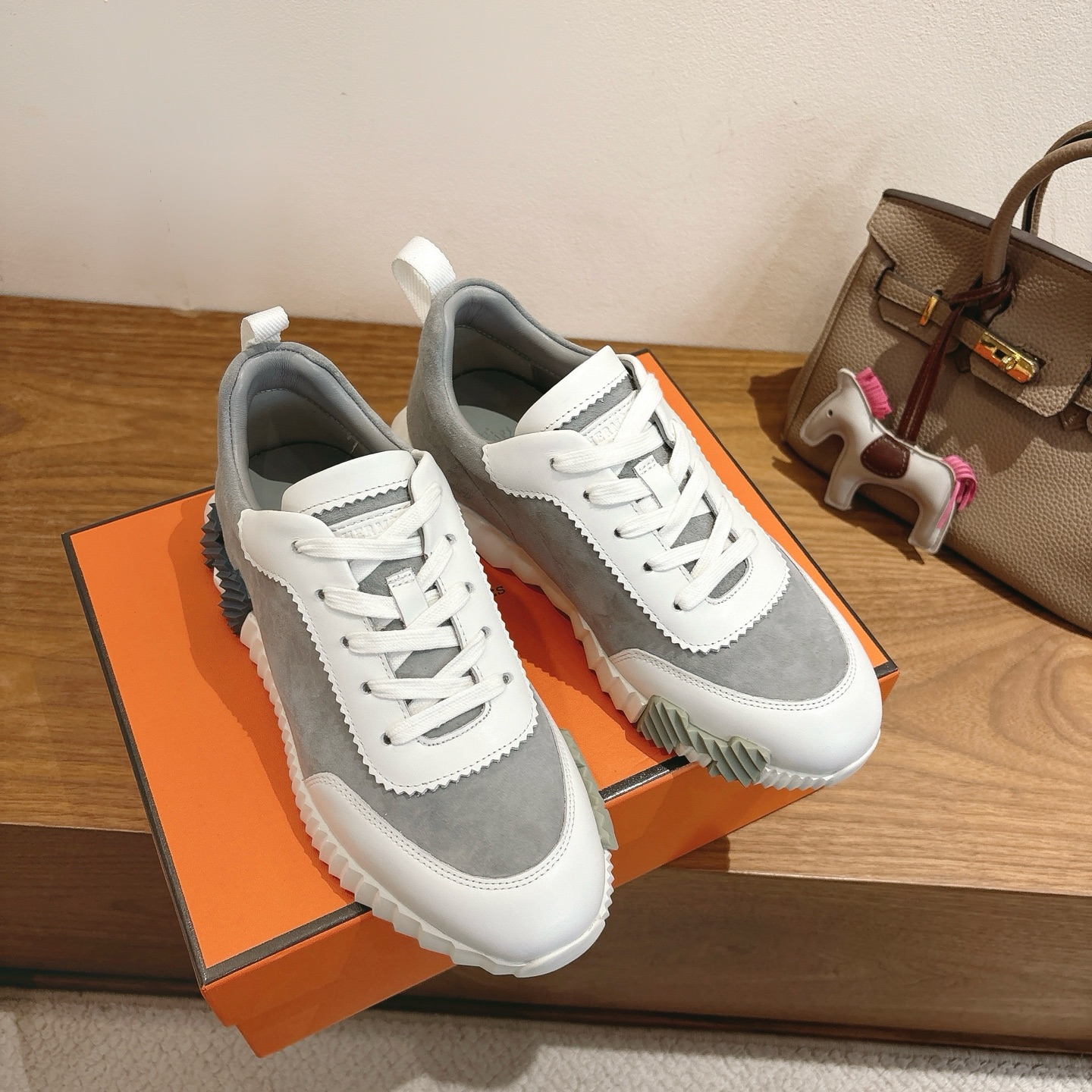 에르메스 Bouncing 남성 스니커즈