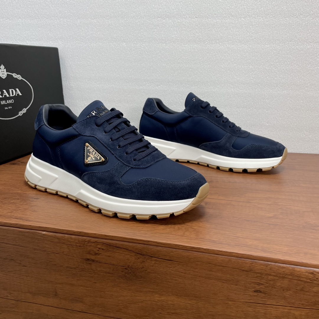 프라다 스니커즈