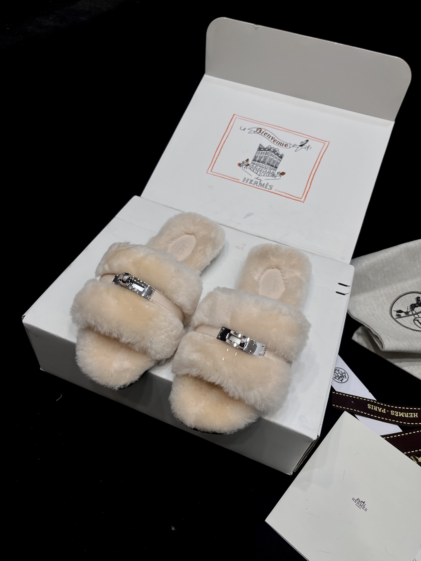 에르메스 켈리 퍼 슬리퍼