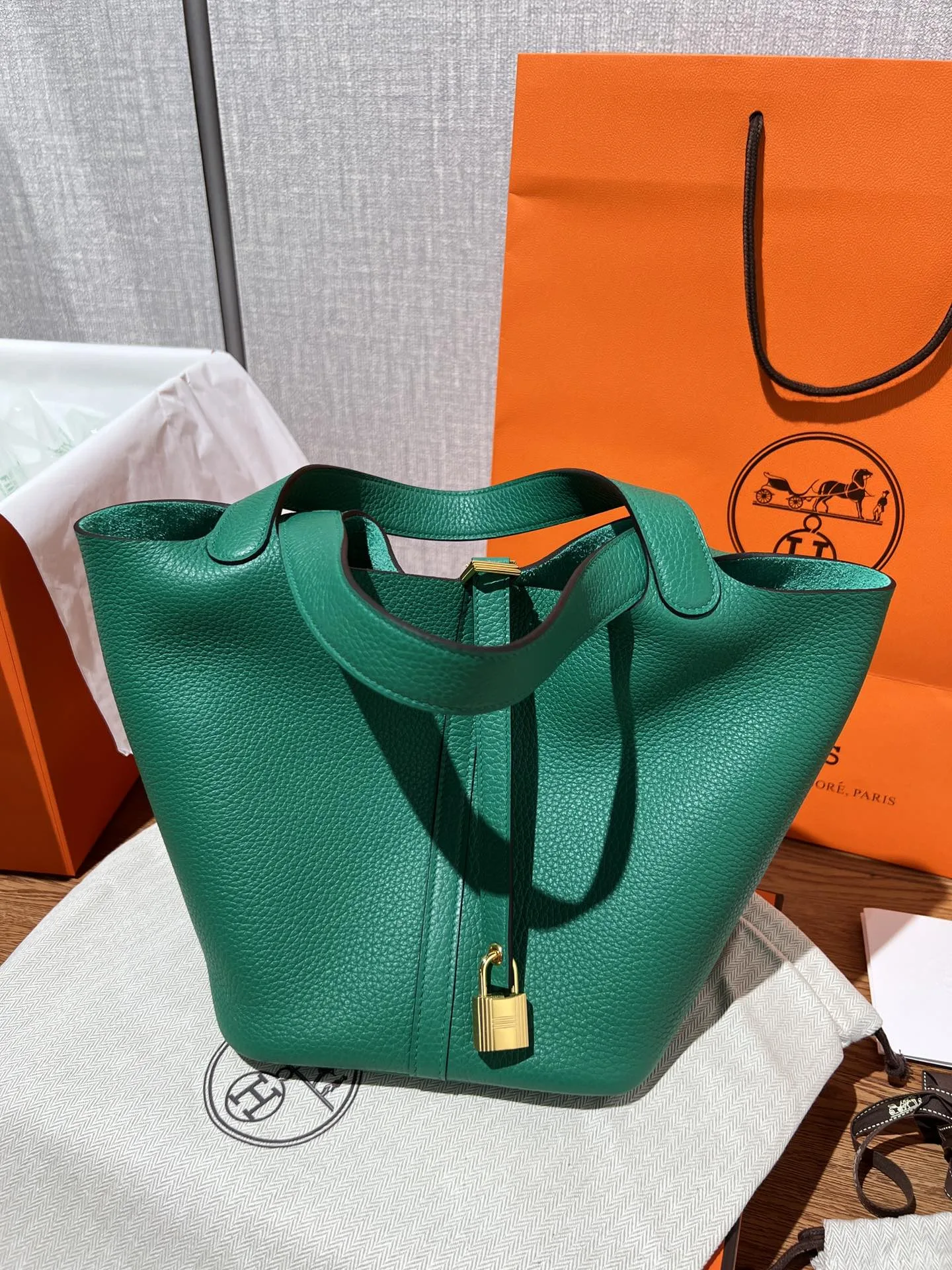 M9 Herme* Picotin Lock 22bag