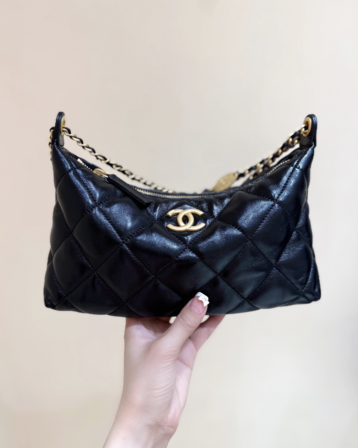 샤❤넬 25SS 시즌 체인 호보백 AS5528 17*26*8.5cm