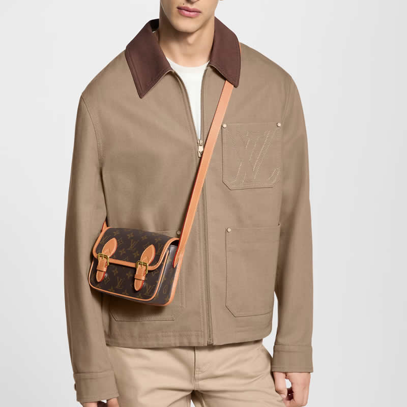 Satchel 미니 백｜M26805