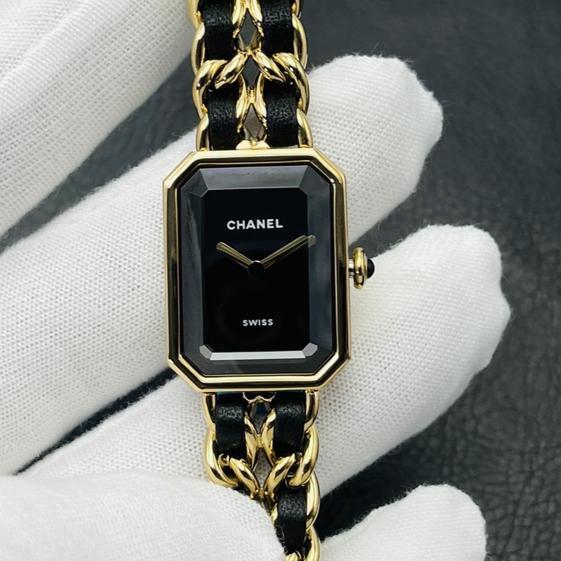 BV｜ETA 쿼츠 무브먼트｜26×20mm｜샤❤넬 Premi*re 시계 H6951