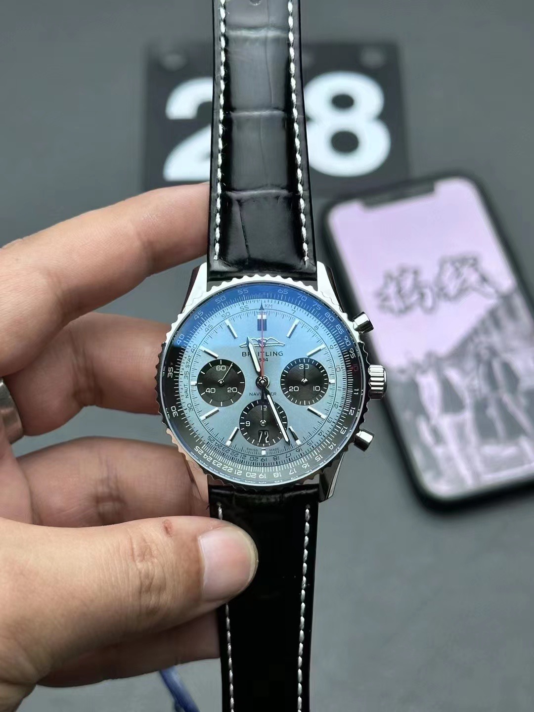 BLS l  43mm l 브라이틀링 네비타이머 B01