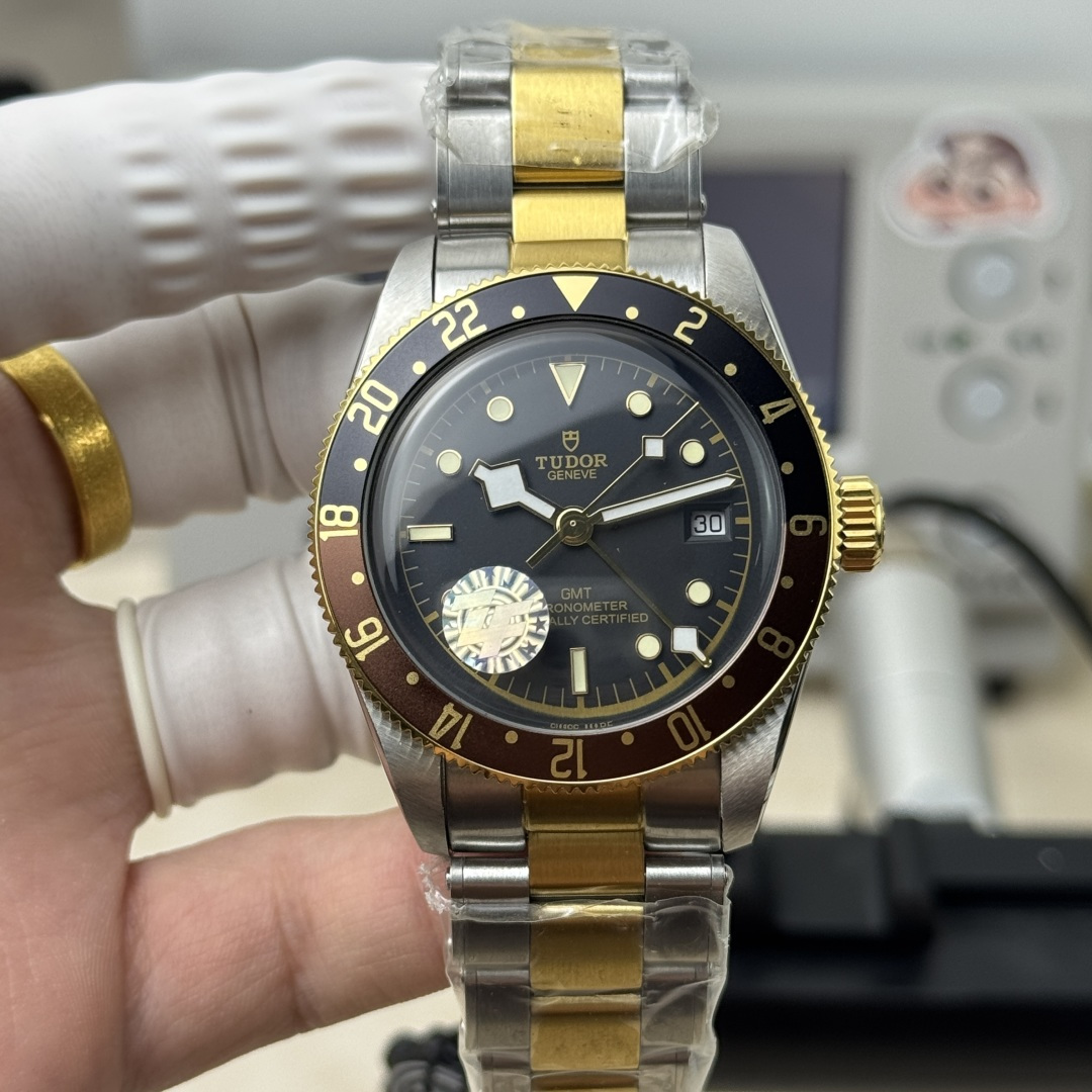 ZF l 2836 l 41mm l 튜더 베이 GMT  m79830rb