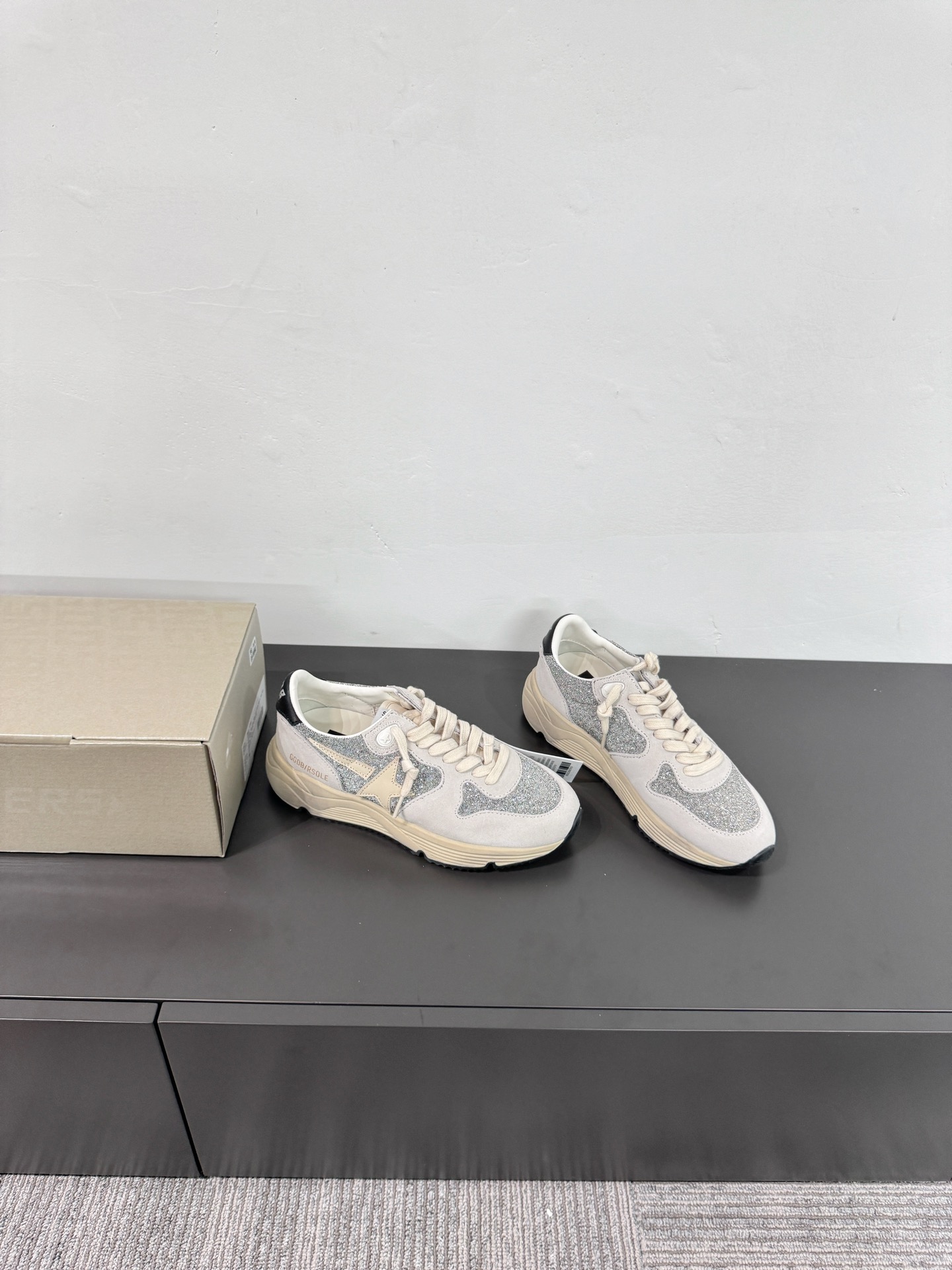 골든구스 메쉬 스웨이드 레더 대드스타 스니커즈