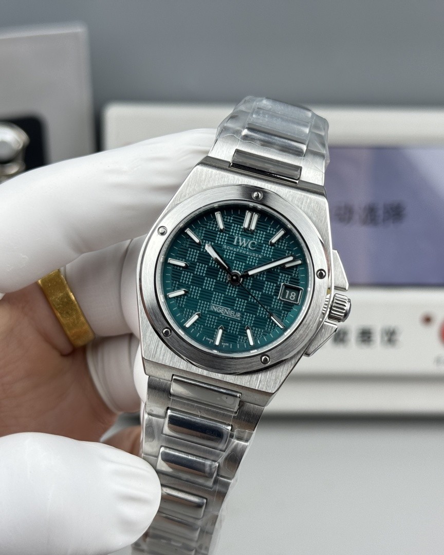 GH l 9015 l 35mm l IWC Ingenieur Automatic 35