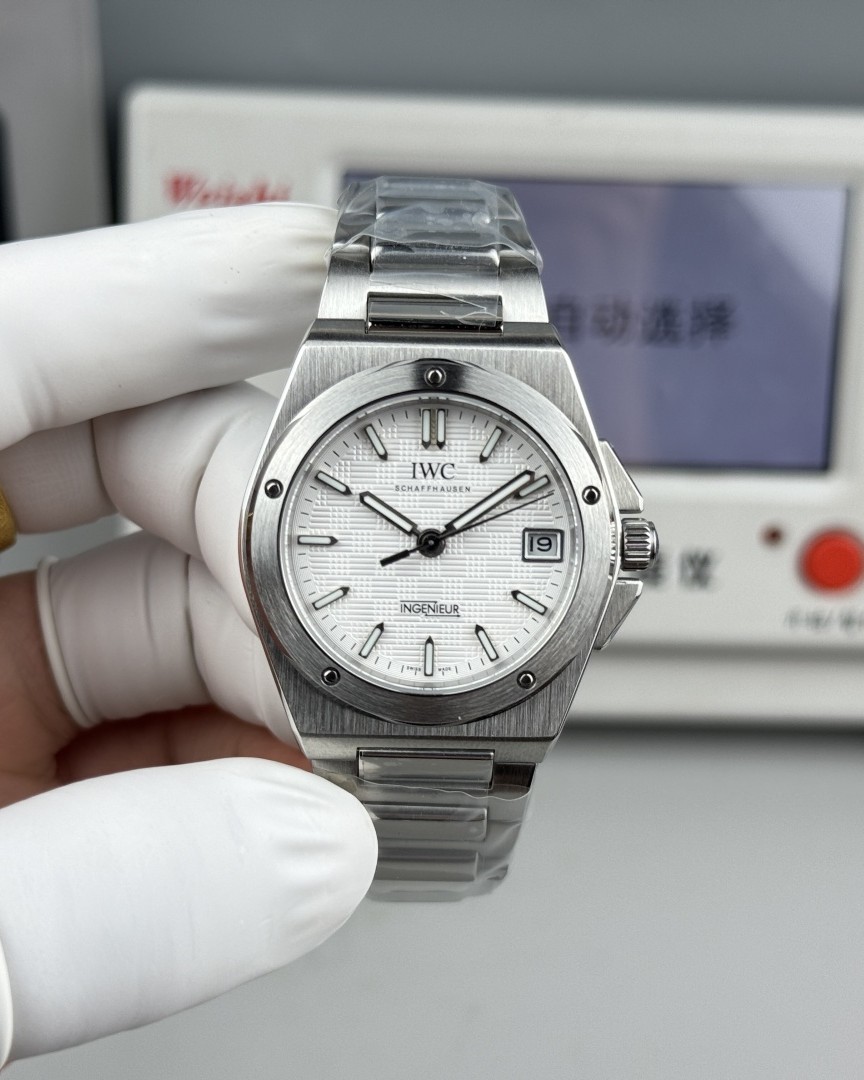 GH l 9015 l 35mm l IWC Ingenieur Automatic 35