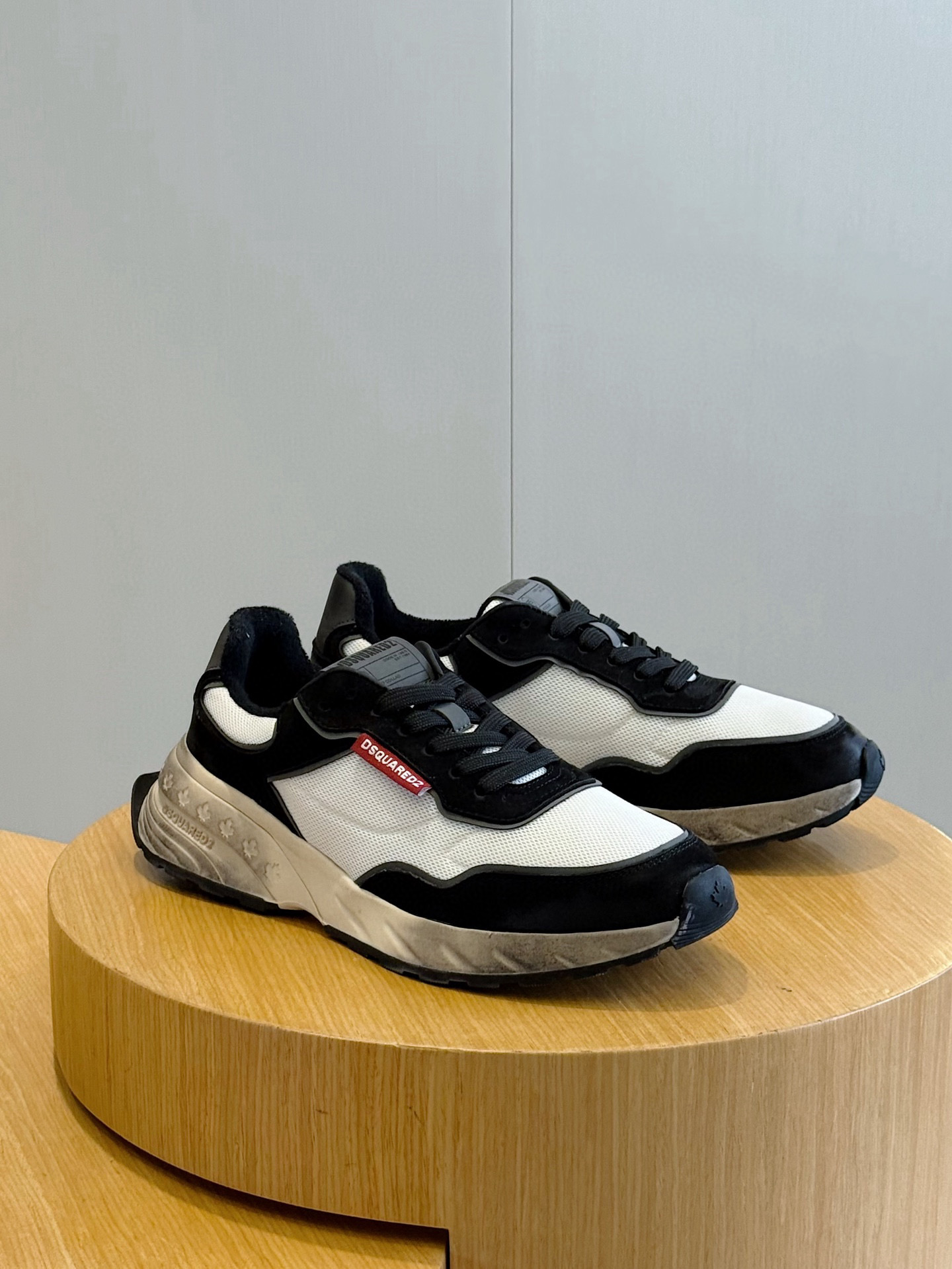 디스퀘어드2 스프린터 스니커즈