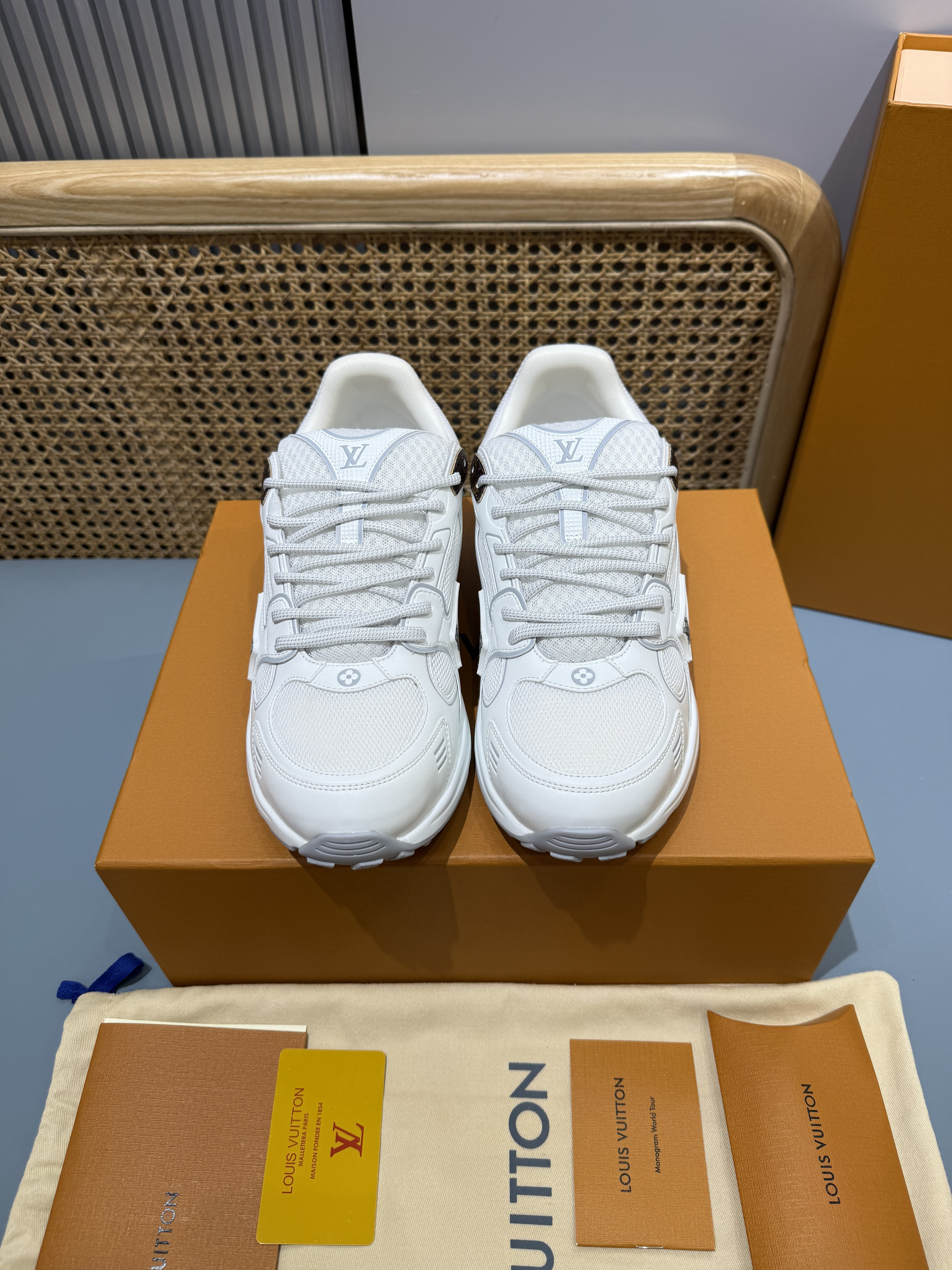 루이비통  올림피아 스니커즈