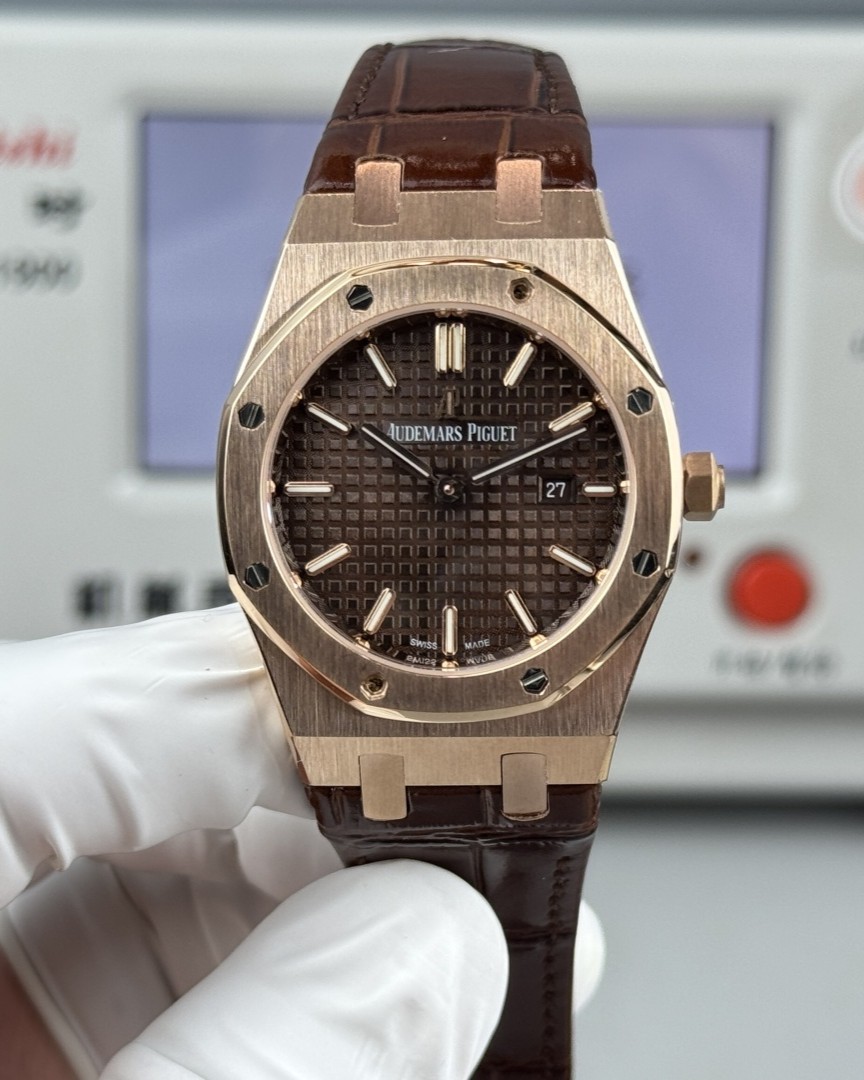 GR | 쿼츠 무브먼트 l 33mm l 오데마 피게 로열 오크 67651