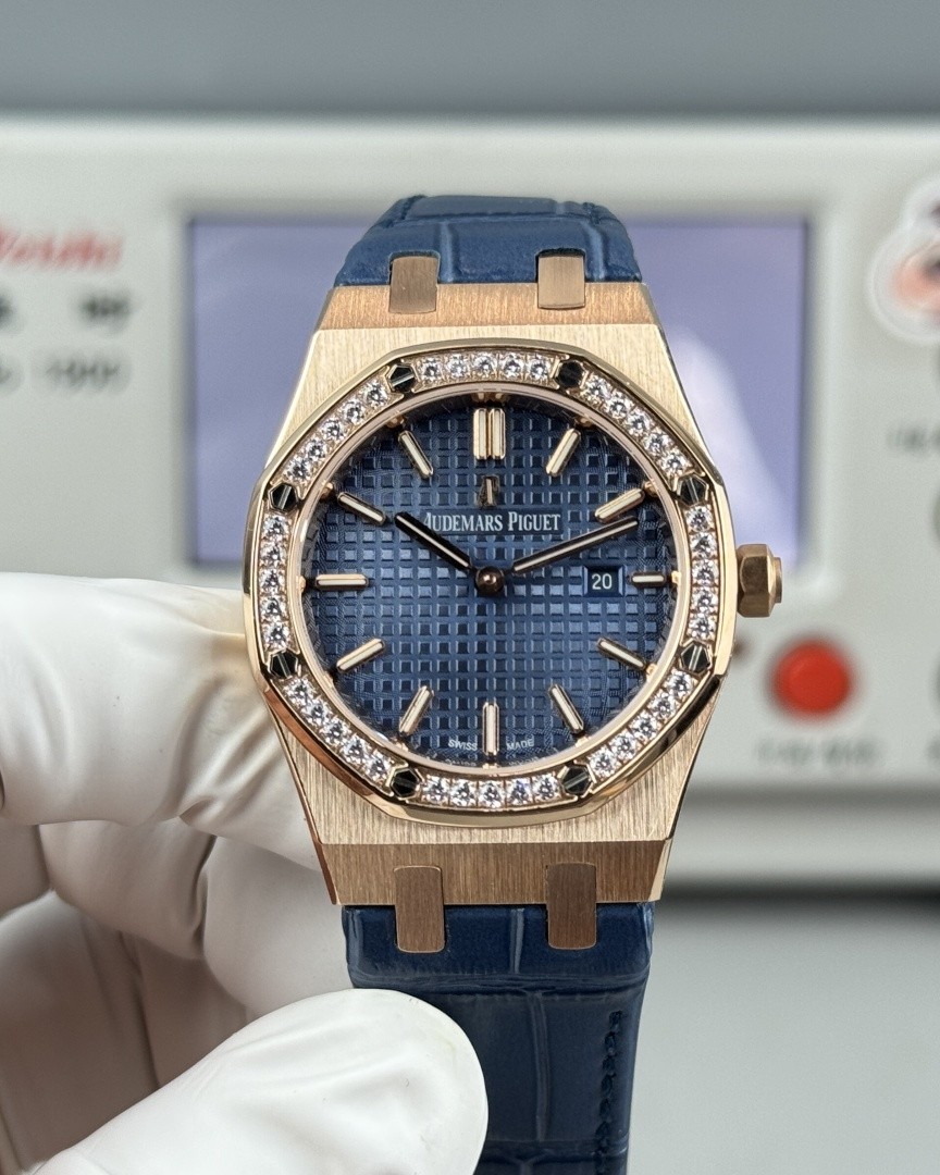 GR | 쿼츠 무브먼트 l 33mm l 오데마 피게 로열 오크 67651