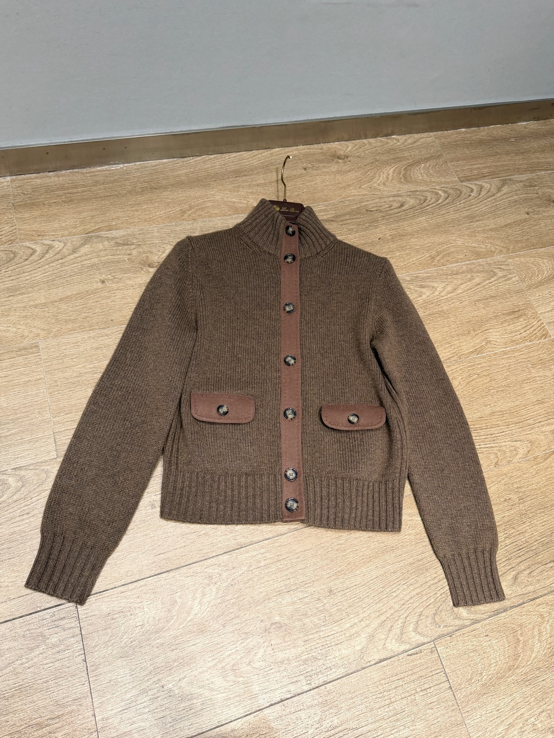 Loro Piana  파크스빌 스웨이드 트리밍 캐시미어 가디건