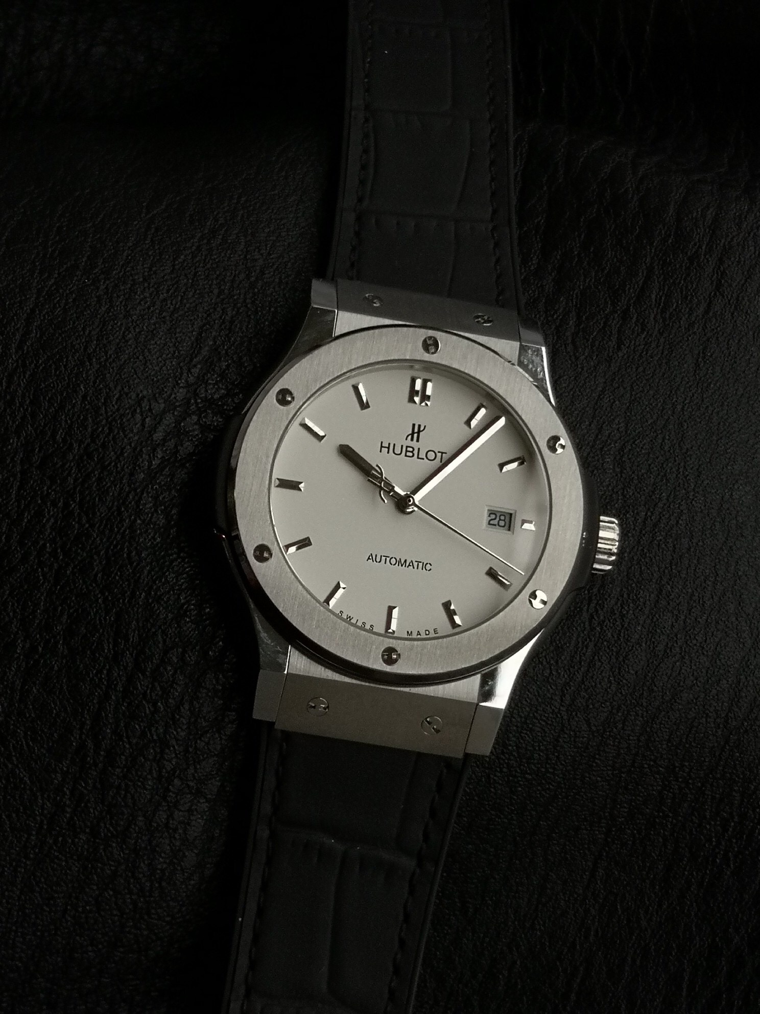 HB l HUB1110 l 42mm l Hublot Classic Fusion