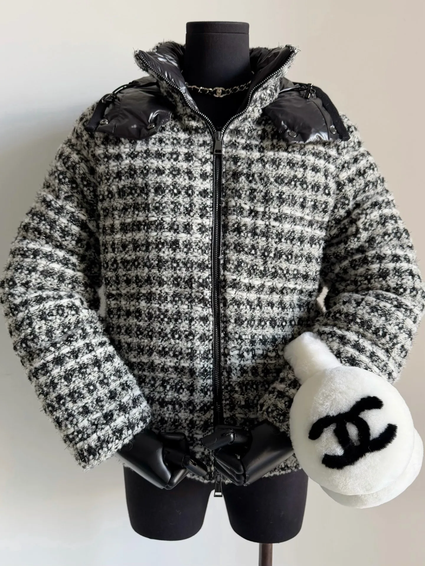 Moncler 트위드 패딩 재킷