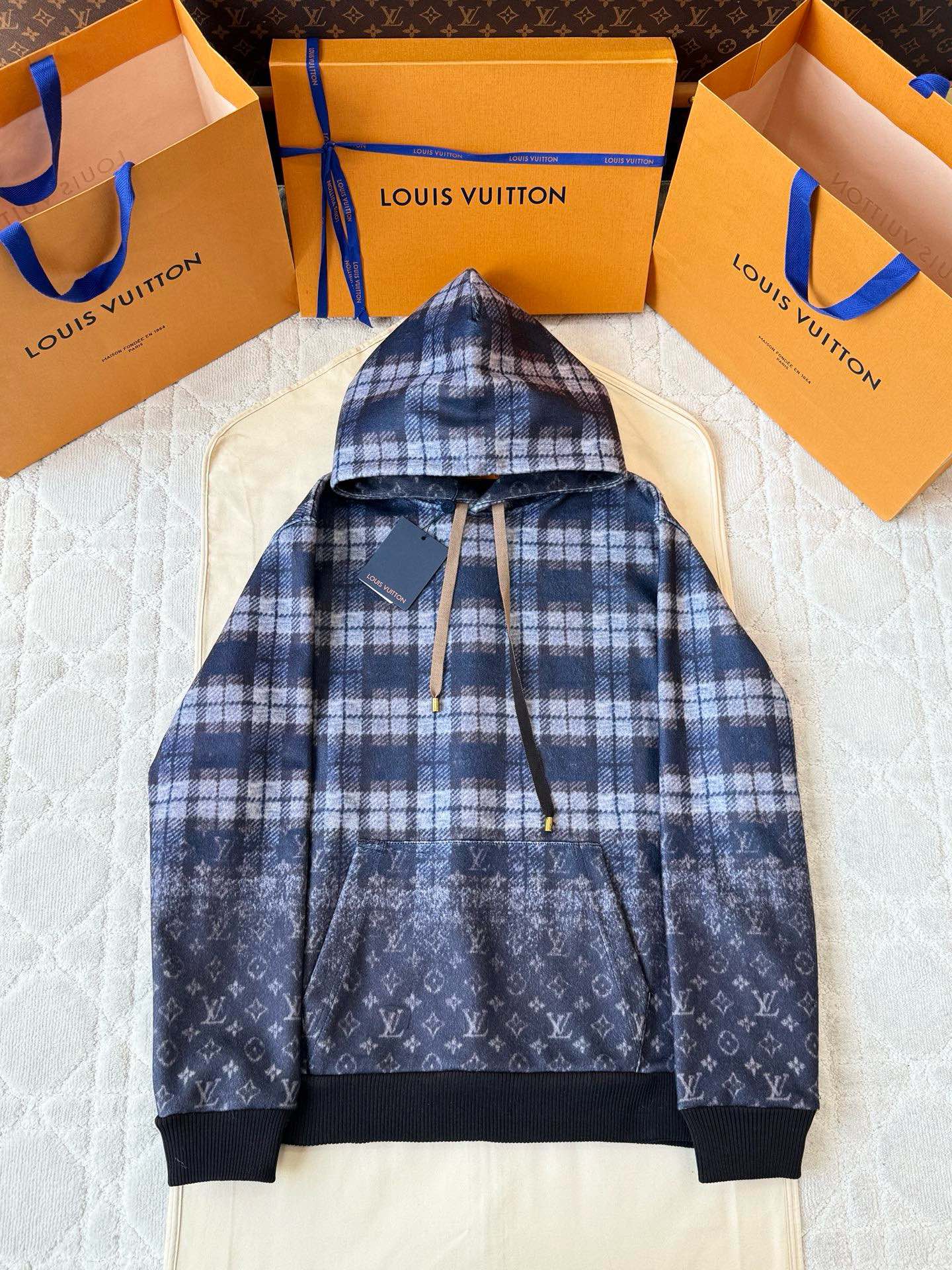 25SS 루이비통 1AHW61 엠브로이더드 코튼