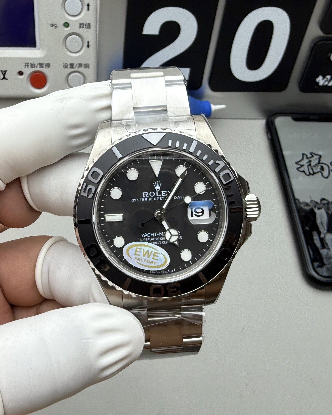 EW l 3235  l 42mm l 롤렉스 요트-마스터  RLX 티타늄 M226627