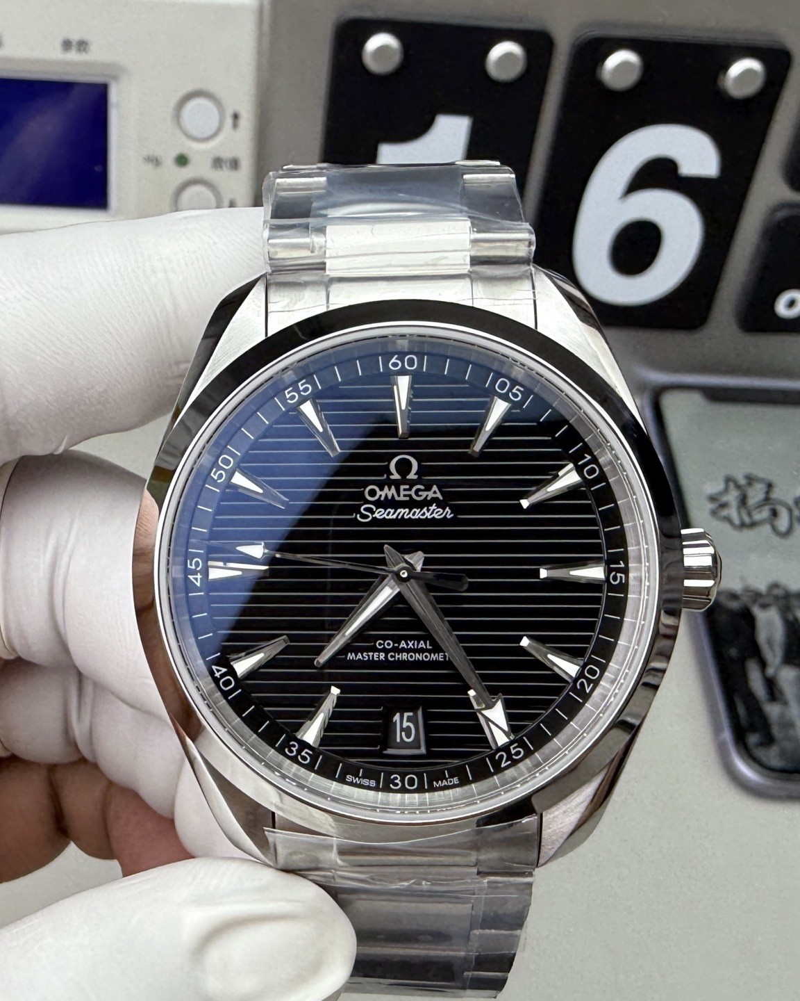 VS l 8900무브먼트 l 41mm l 씨마스터 아쿠아 테라 150M