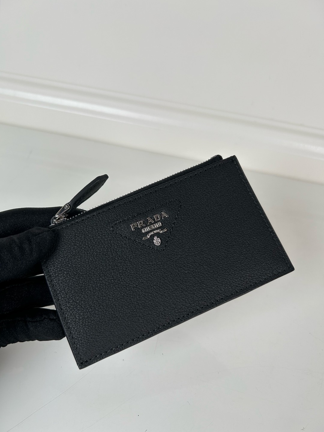 프라다 사피아노  카드 지갑 1MC086