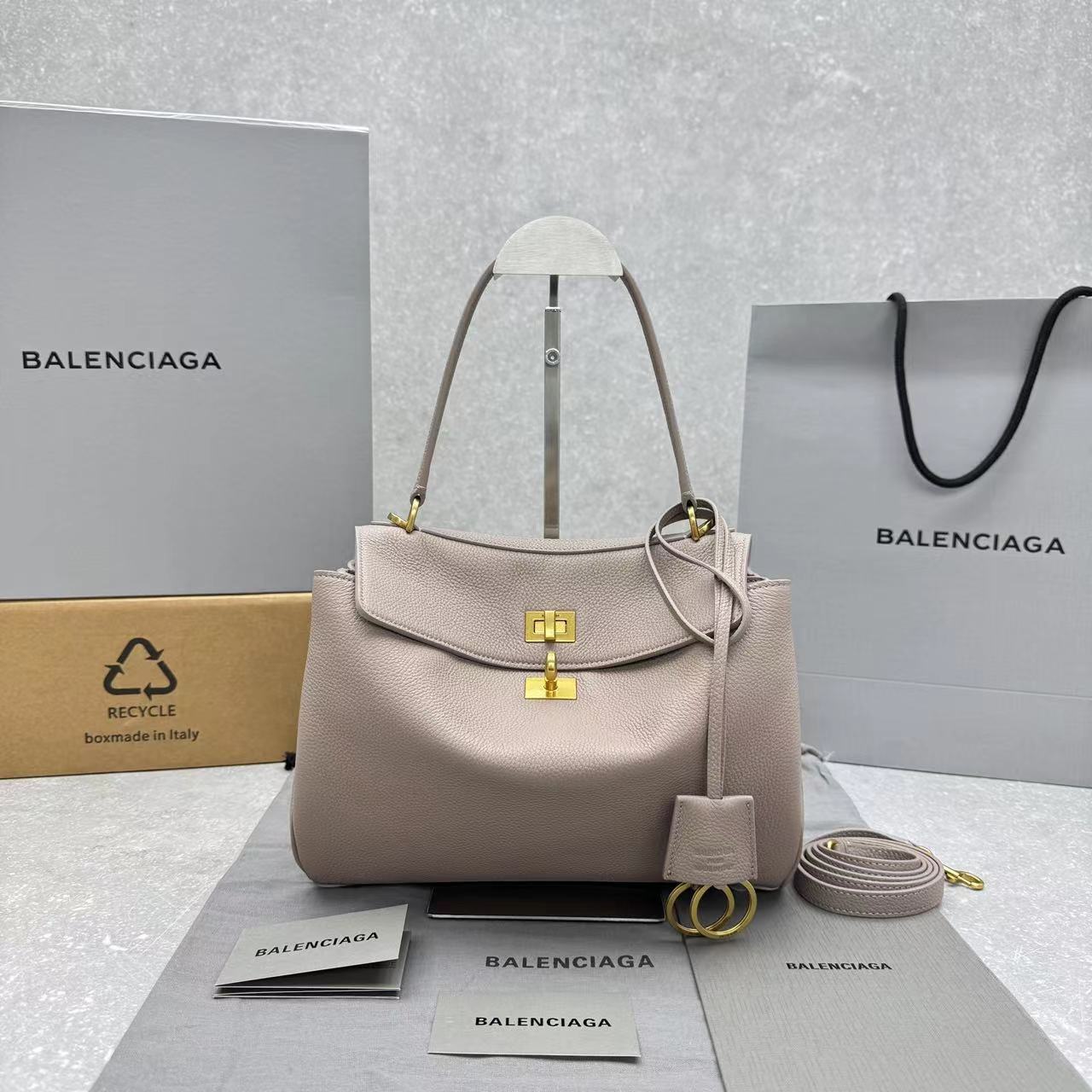 발렌시아가 rodeo 스몰 사이즈 28.9x20x9.9cm