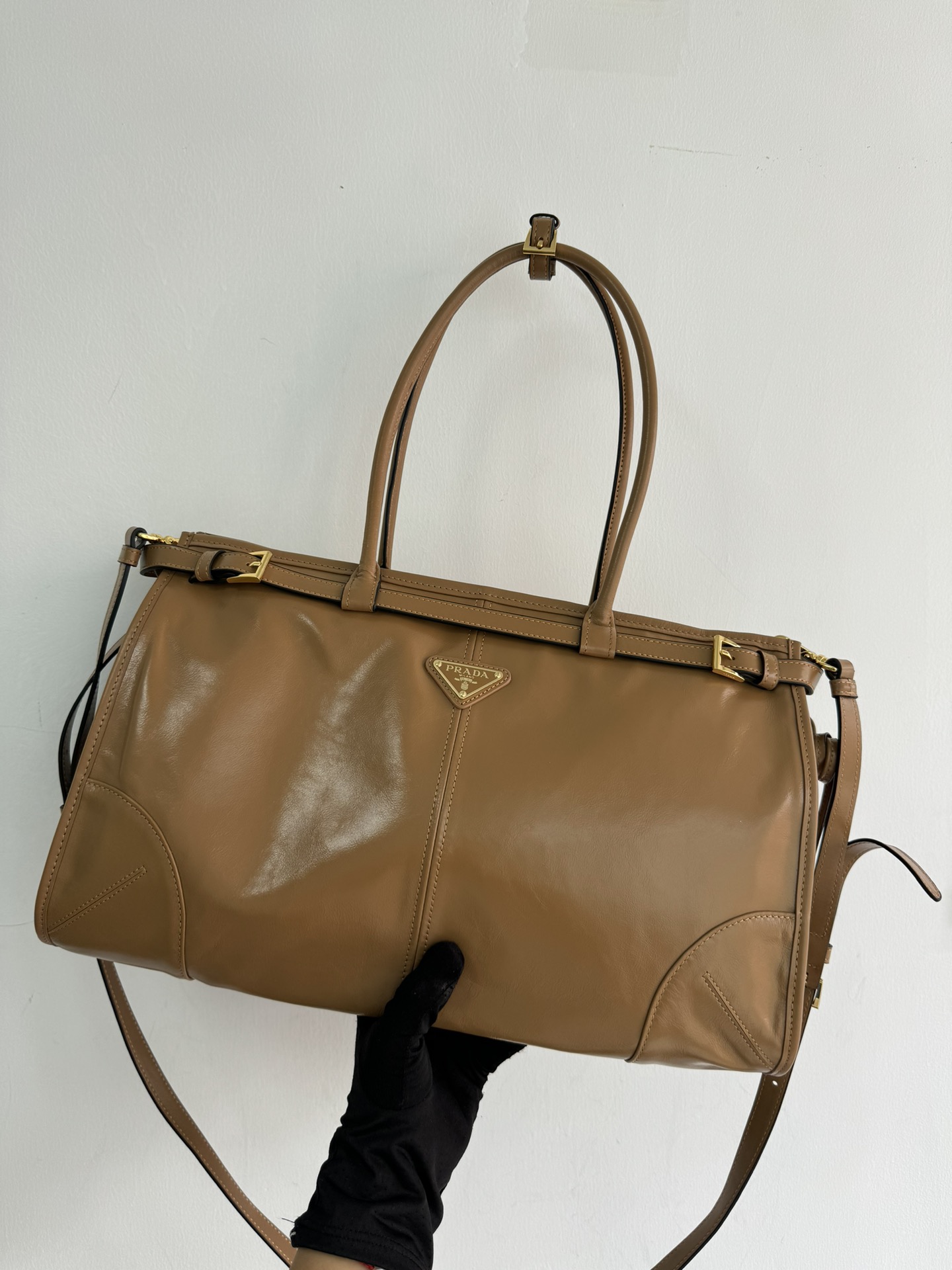 프라다 보니 라지 가죽 핸드백 퓨터 1BA433 38x30x12cm