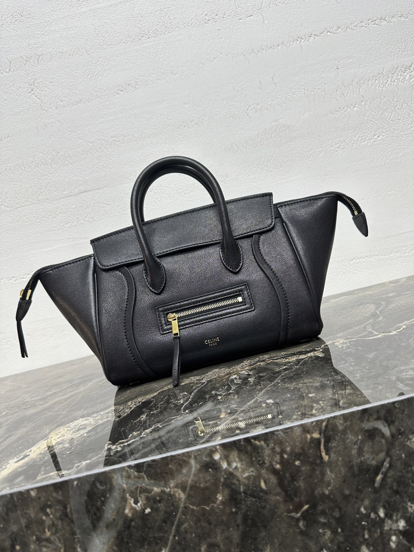 셀린느 스몰 뉴 러기지  38.5 X 11.5 X 16.5cm