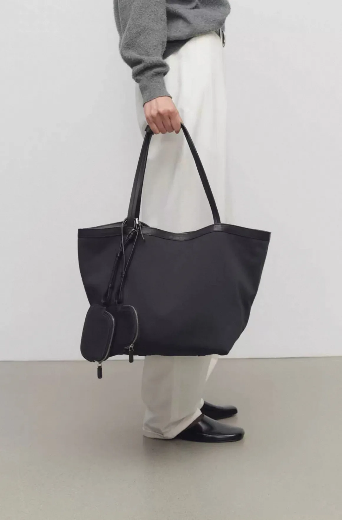 THEROW 파크 쓰리 캔버스 토트백  27×25×47cm
