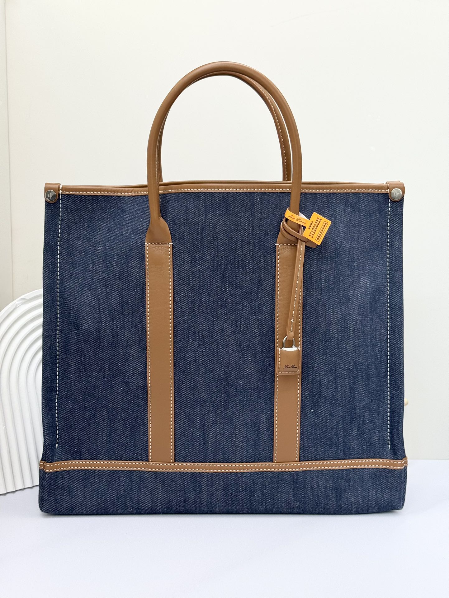 로로피아나 Beam  토트백 38×36×10cm