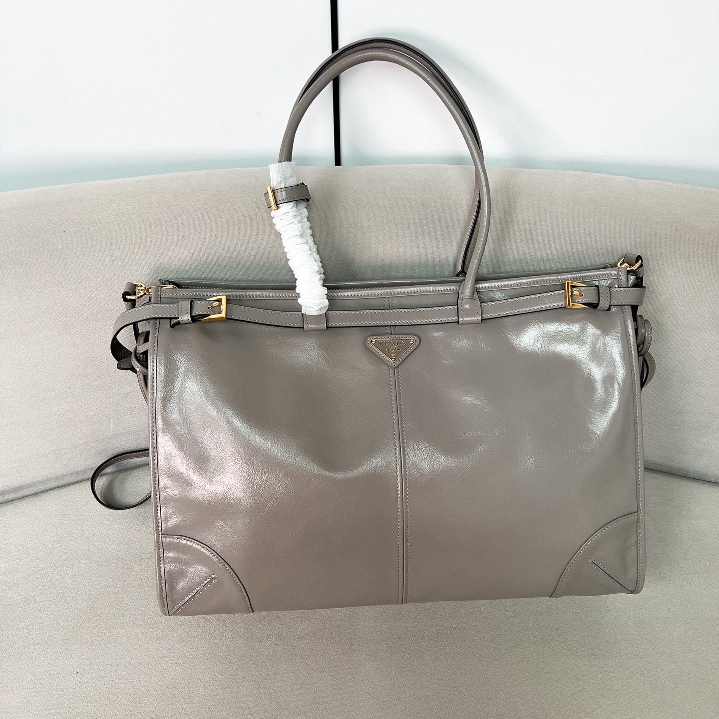 프라다 보니  가죽 핸드백 퓨터 1BA439 42x30x12cm