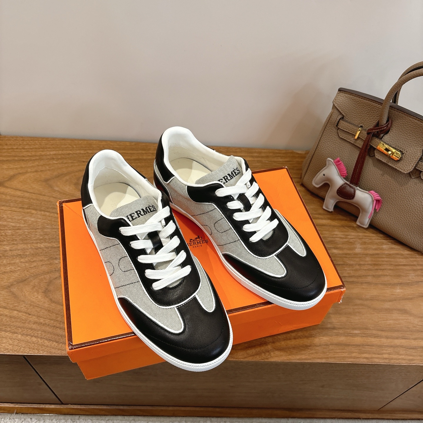 에르메스 Eclair  스니커즈