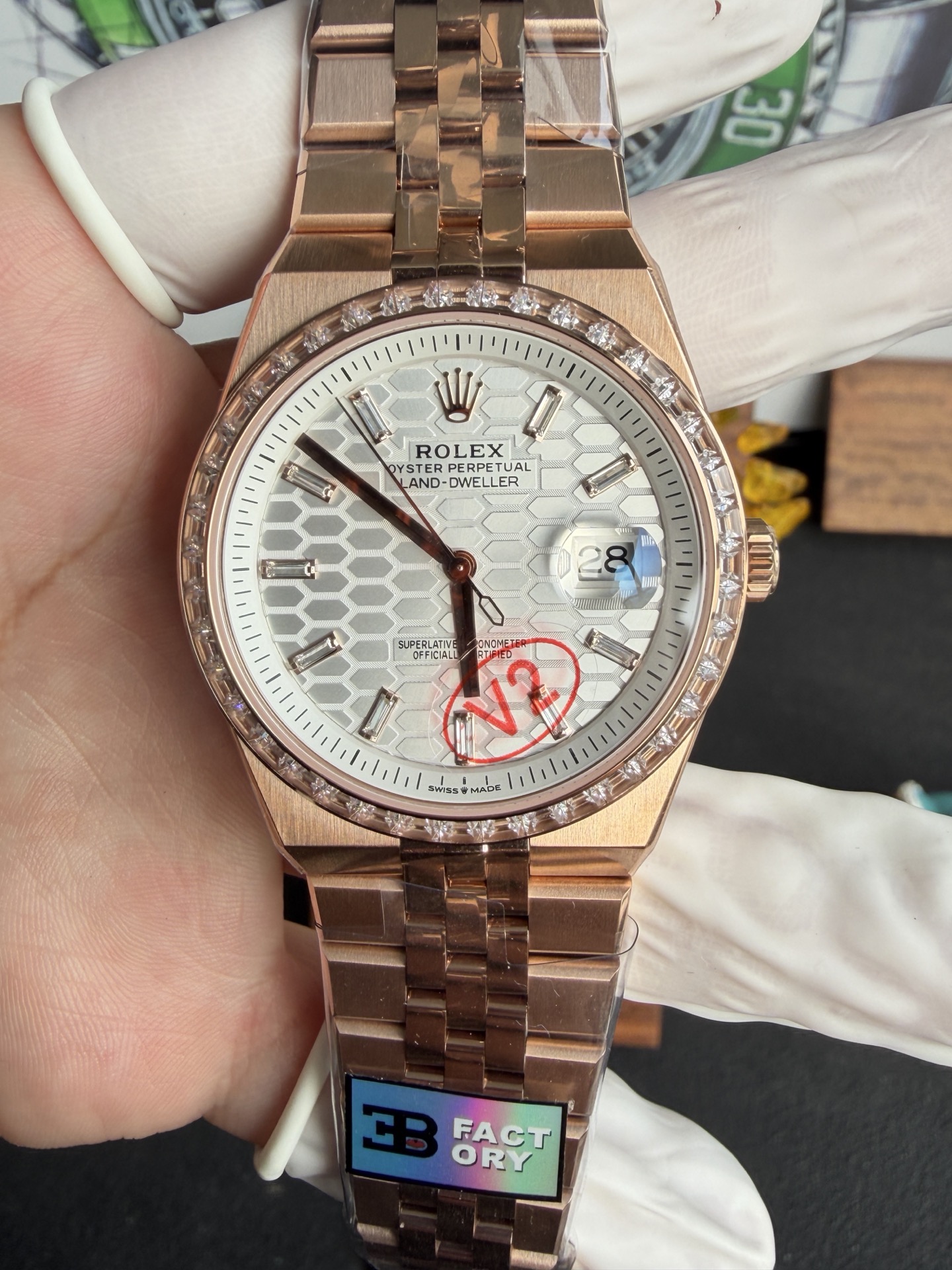 BV2 l Cal.7135 l 40mm l  롤렉스 Land-Dweller 127385TBR-0003 172g