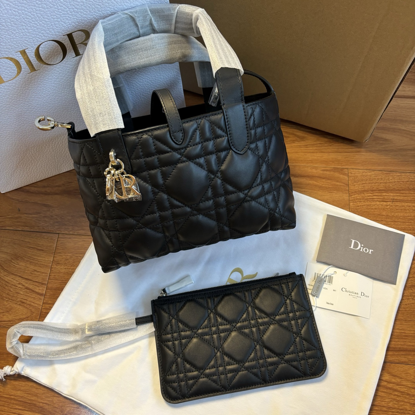 M9 Dior Toujours 스몰 백  M2822OSNW_M51U 23 x 15.5 x 12cm
