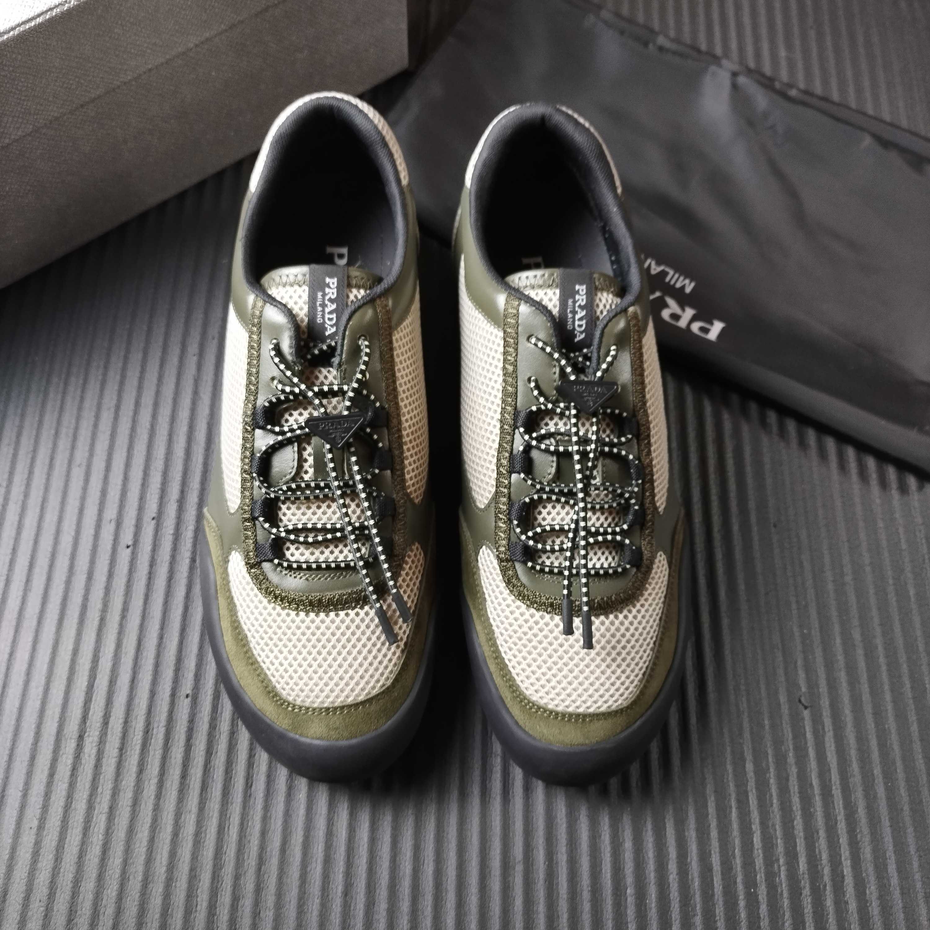 프라다 스피드락 메쉬 패브릭 스니커즈