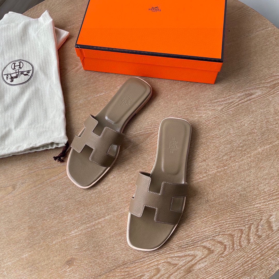 에르메스 오란 슬리퍼