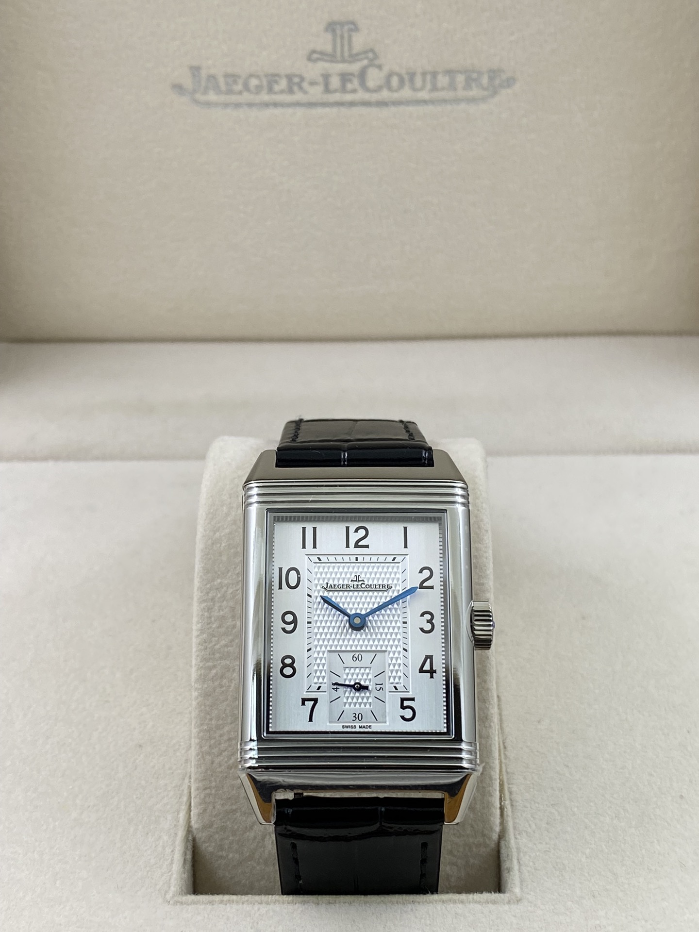MG l 854A/2  l 45.6 x 27.4 l Jaeger-LeCoultre 리베르소 트리뷰트