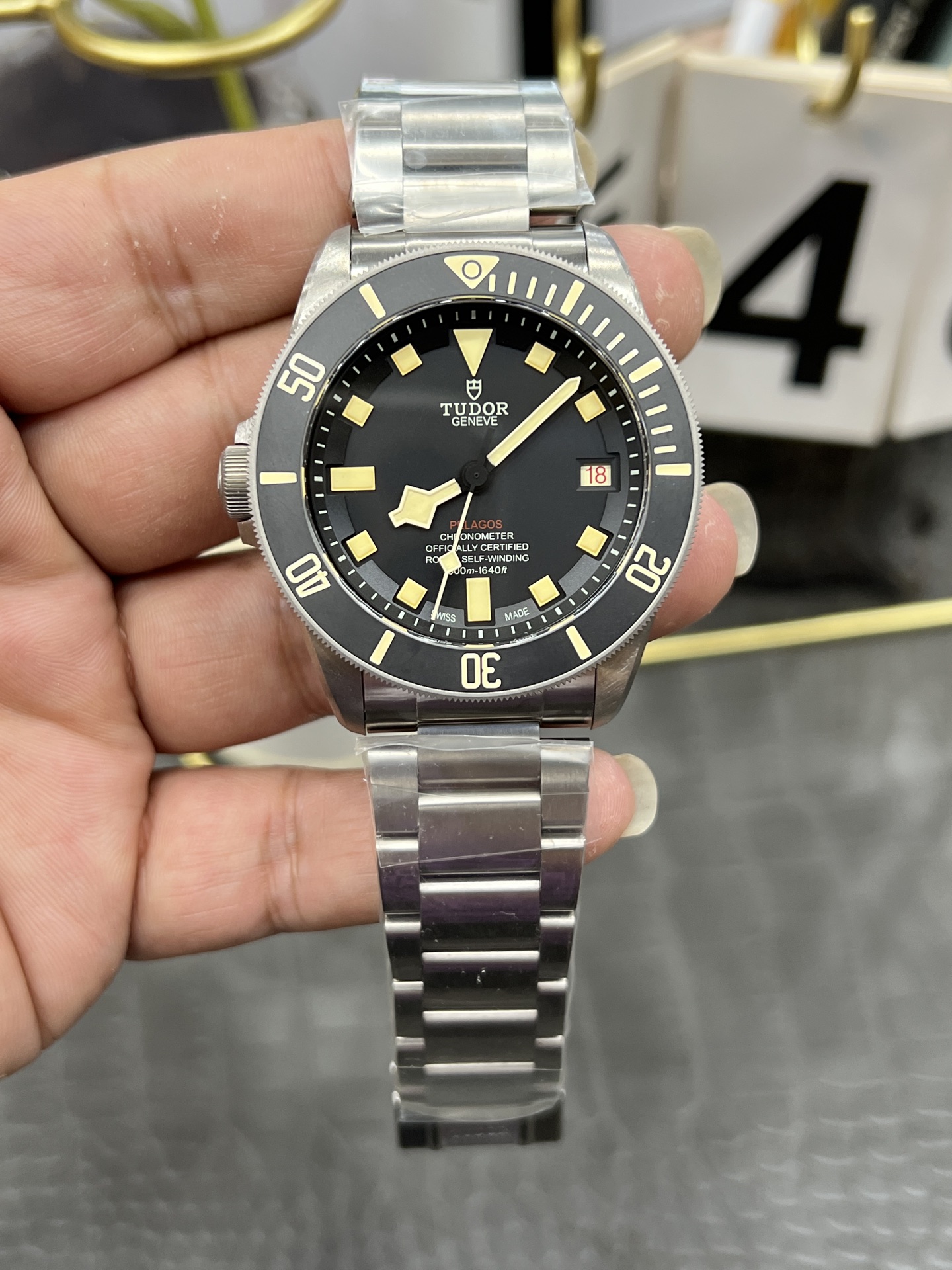 XF l 9015 l 42mm l 튜더 Pelagos Ultra m25610tnl-0001