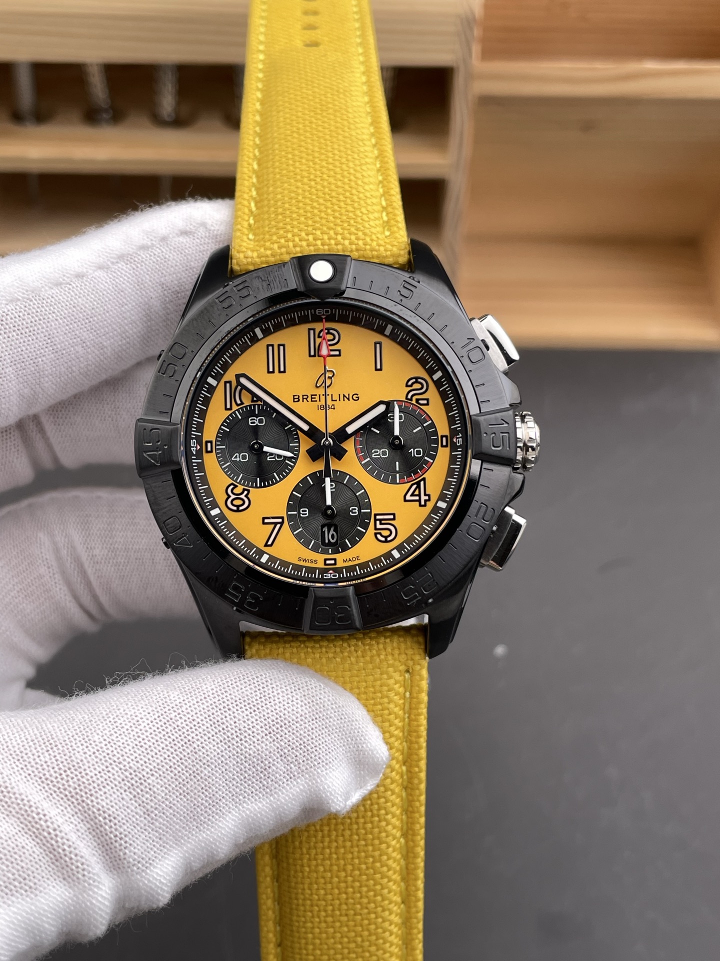 BLS l 7750 l  42mm l Breitling Avenger B01 Chronograph  Night Mission