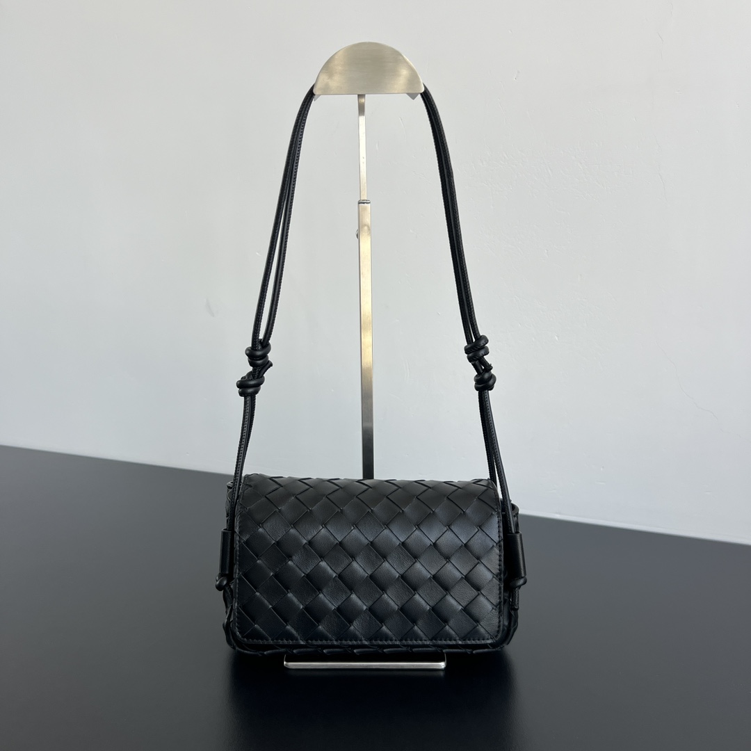 보테가베네타 노뚜르노 843893 21x11x9cm