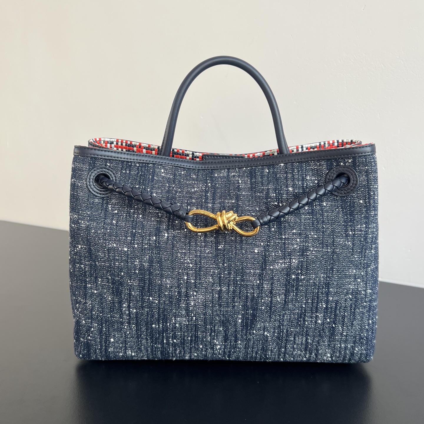 보테가베네타 안디아모 836381  35x25x11cm