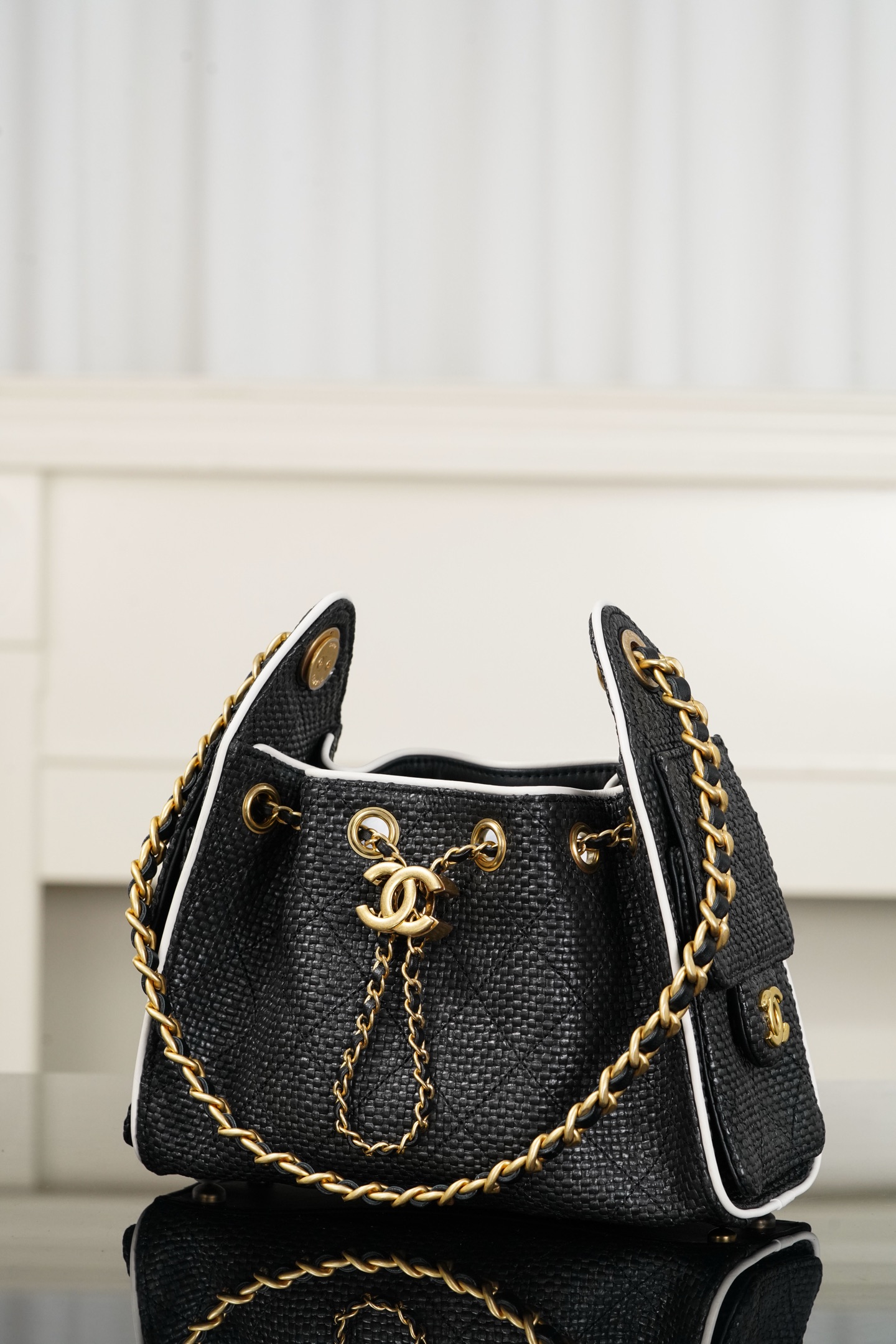 샤* 26P 미니백 스웨이드 메탈릭 카프스킨 AS5631 22-20-12.5cm