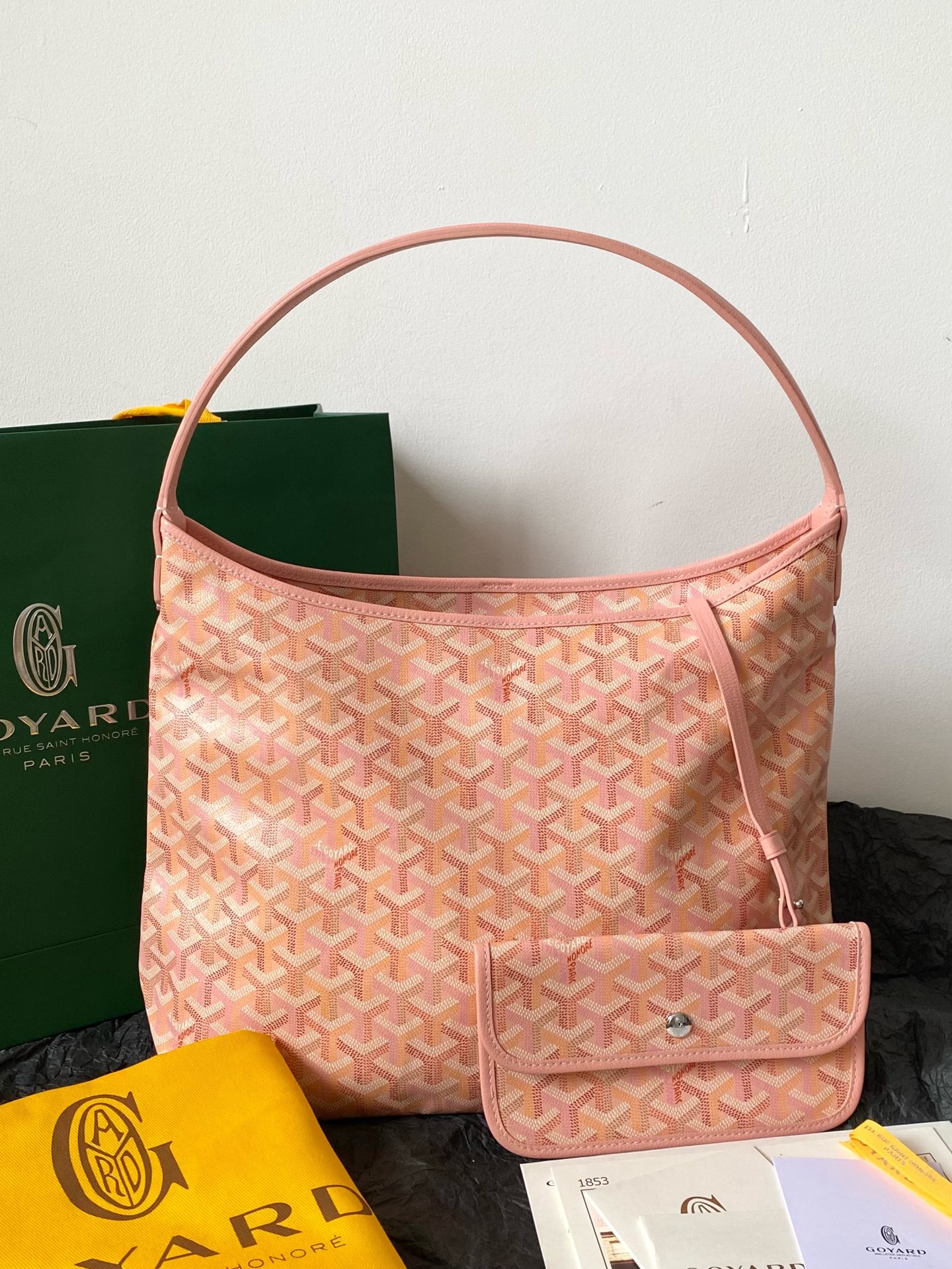 고야드 미니 호보 숄더백 25 cm x 11.5 cm x 22 cm