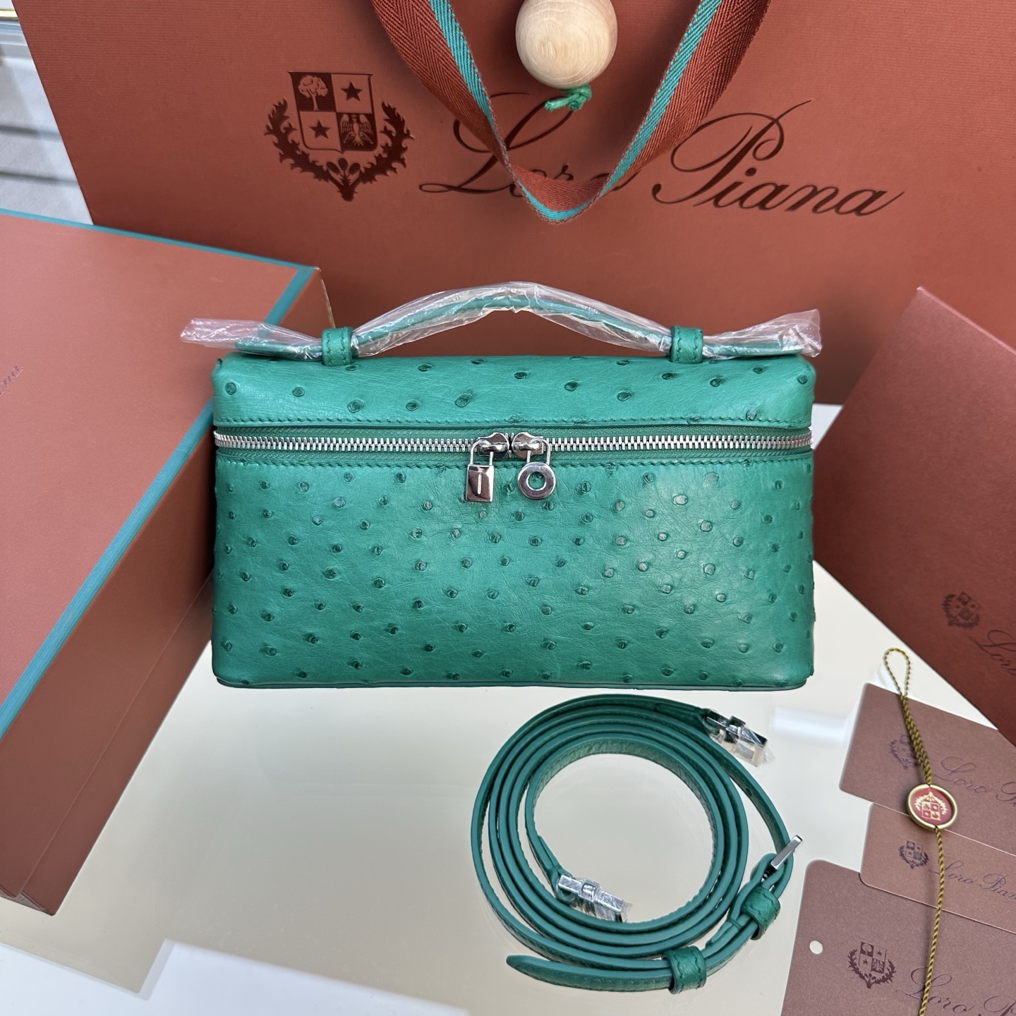 로로피아나  Extra pocket L19 19×7×12cm