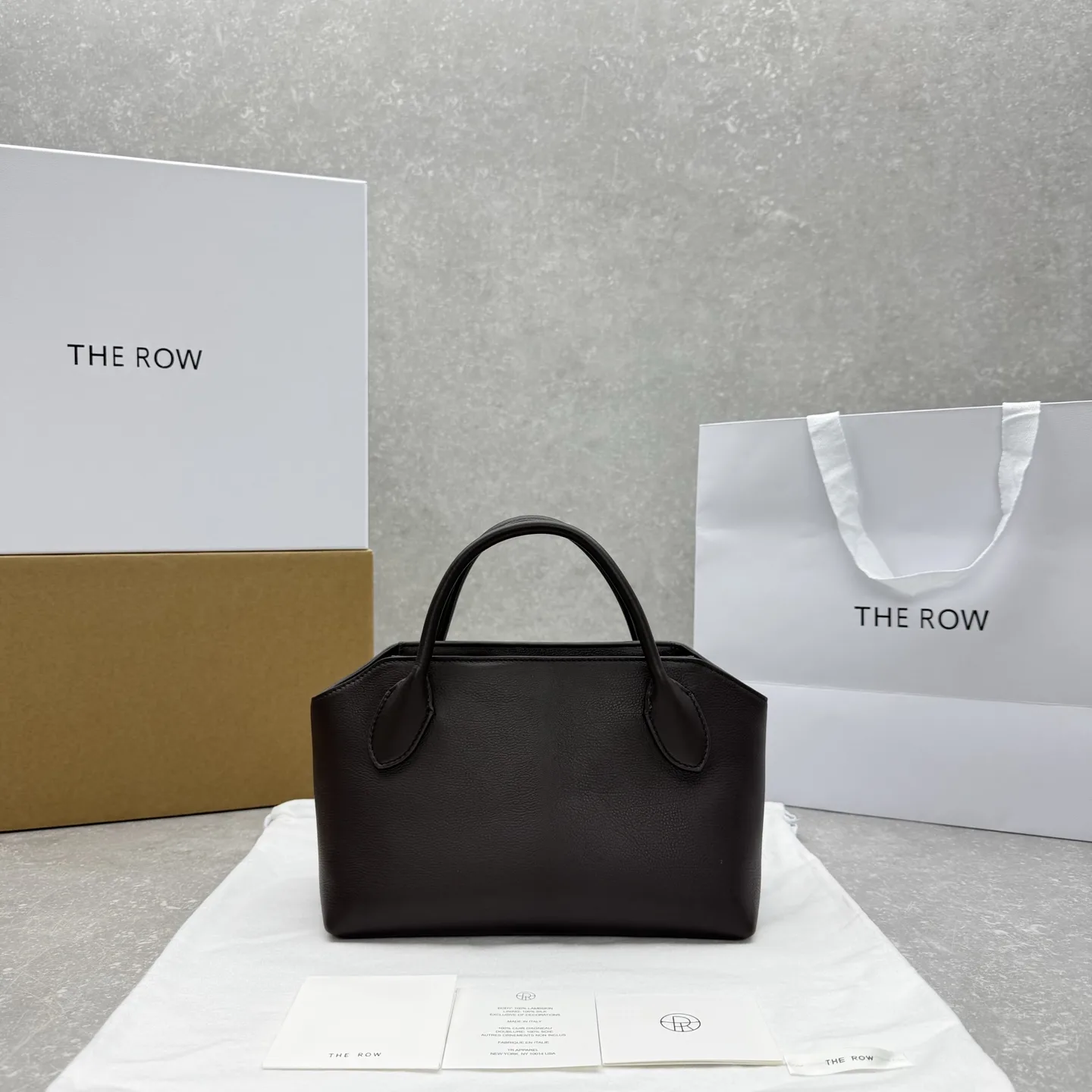 THE ROW Terrasse Baulett  24×14×18cm